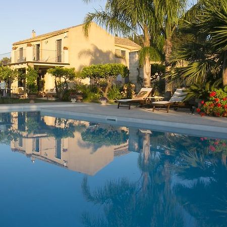Baglio Sant'Andrea Bed & Breakfast Valderice Dış mekan fotoğraf