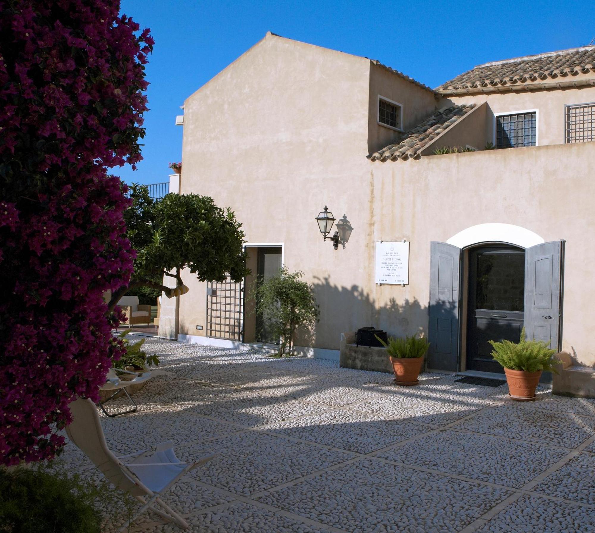 Baglio Sant'Andrea Bed & Breakfast Valderice Dış mekan fotoğraf