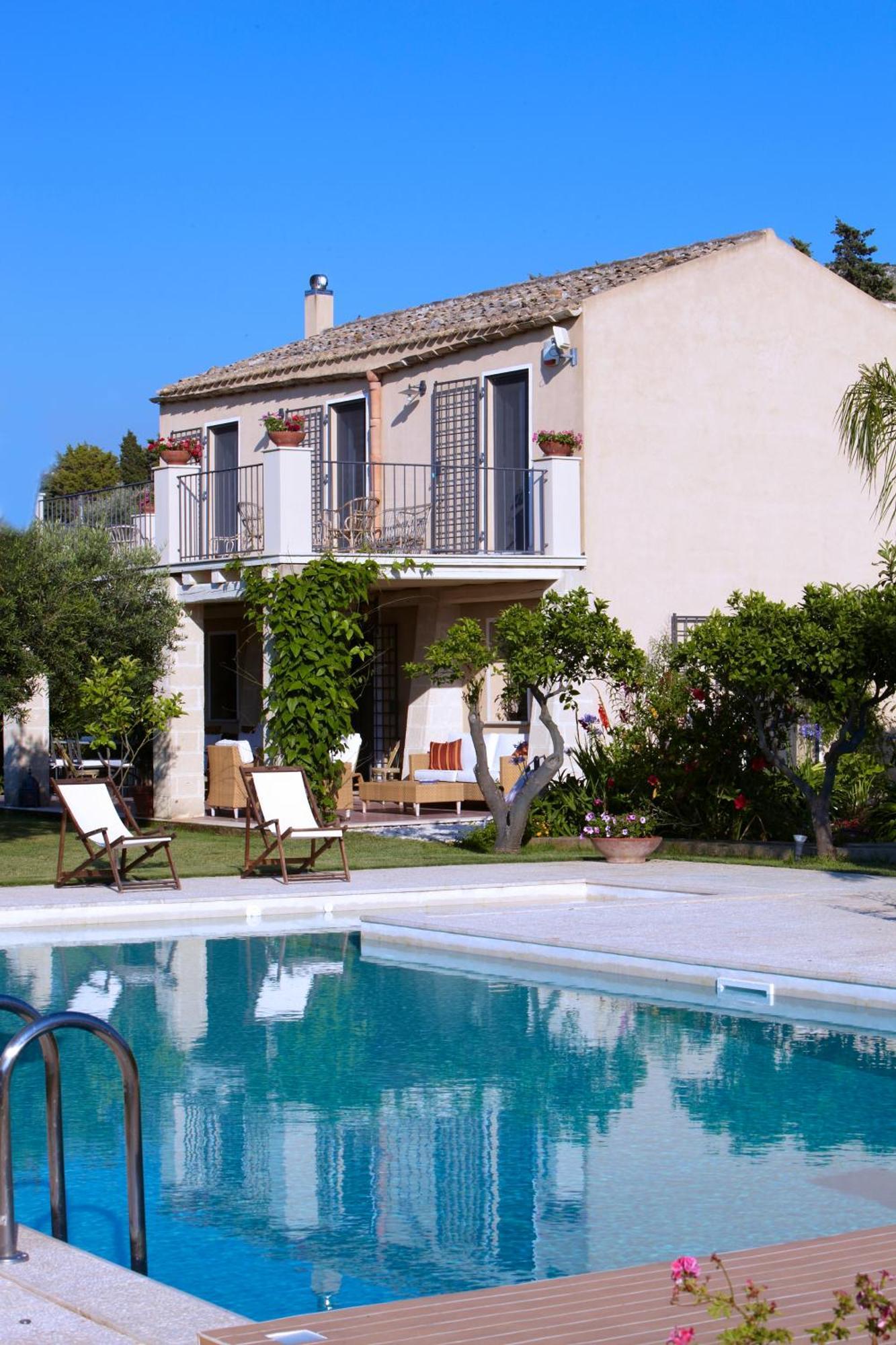 Baglio Sant'Andrea Bed & Breakfast Valderice Dış mekan fotoğraf
