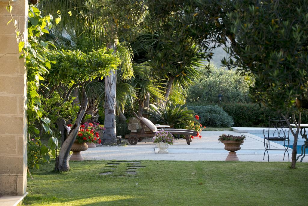 Baglio Sant'Andrea Bed & Breakfast Valderice Dış mekan fotoğraf